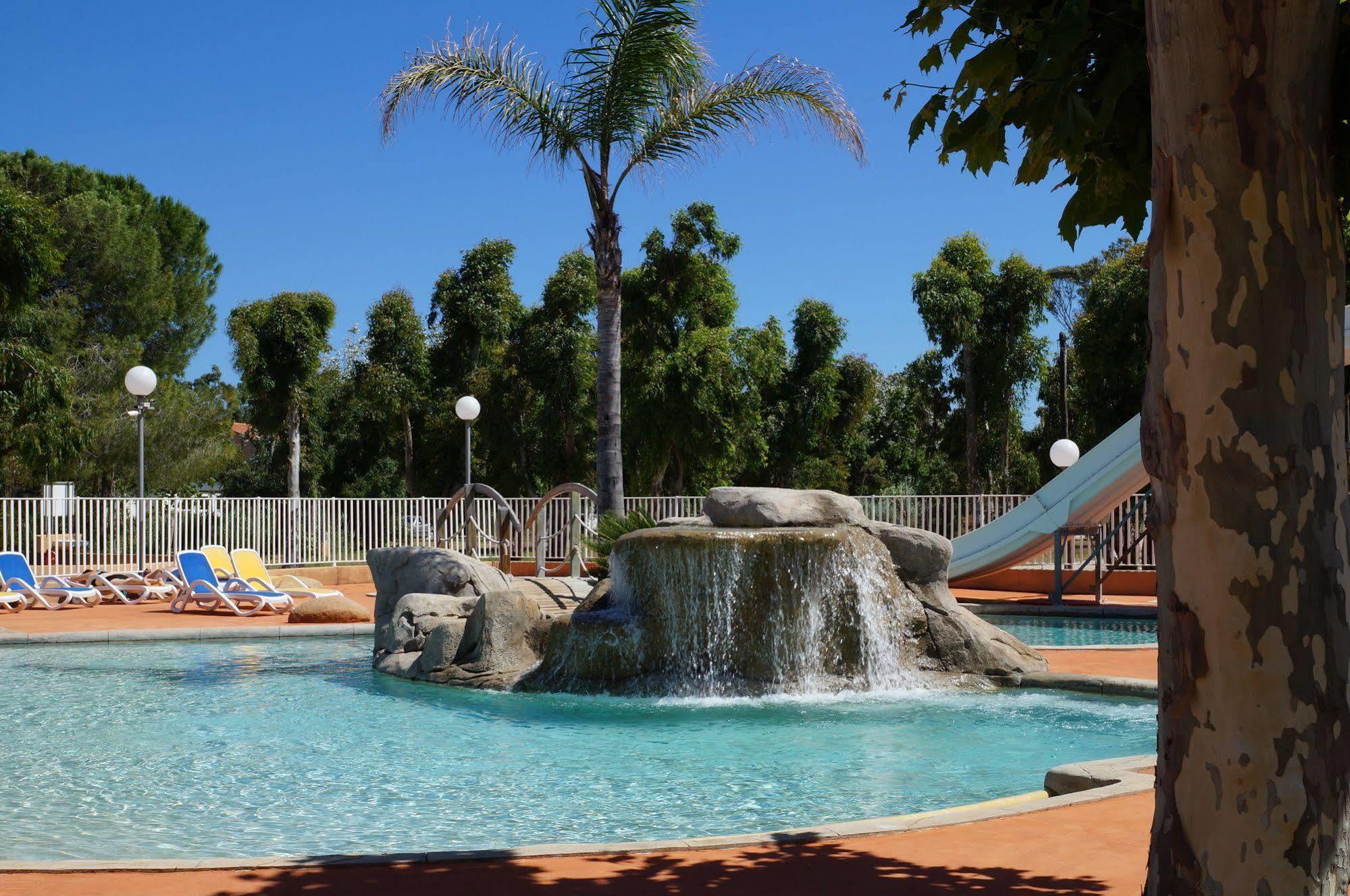 Camping International Calvi  Ngoại thất bức ảnh